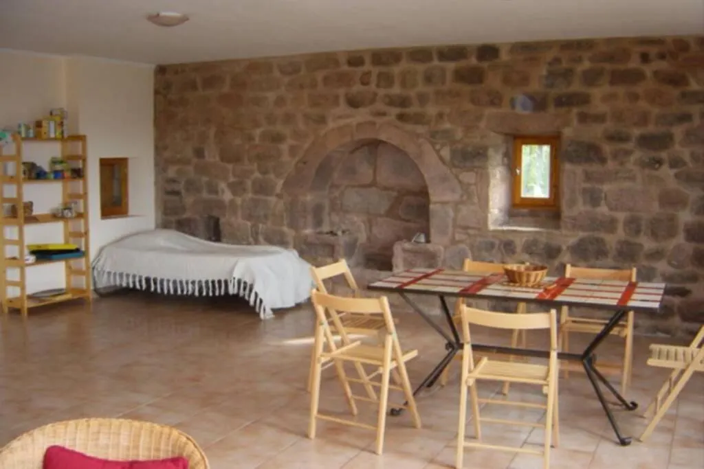 Belle Et Grande Maison Ardechoise Payzac  0*, Payzac (Ardeche) France